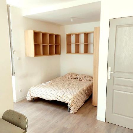 Tres Sympathique Appartement Plein Coeur De Ville 佩皮尼昂 外观 照片