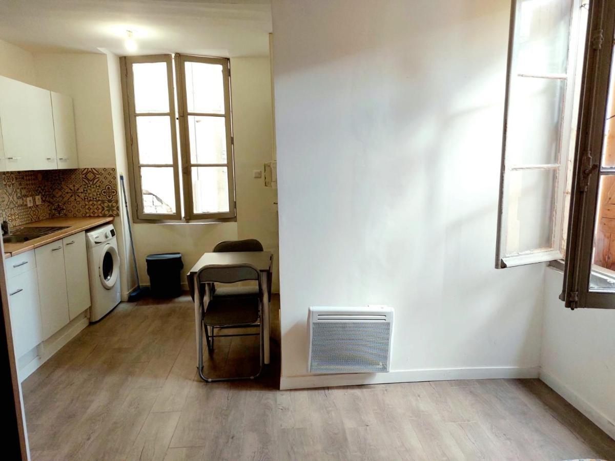 Tres Sympathique Appartement Plein Coeur De Ville 佩皮尼昂 外观 照片